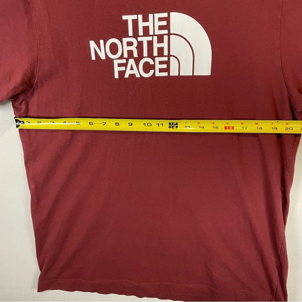 The North Face Burgundy Logo Graphic T-Shirt Men’s Large Outdoor Casual Tee